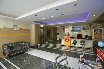 Oyo 5696 R Continental Hotel New Delhi